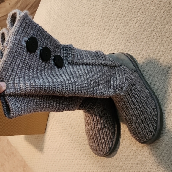 Women's UGG Classic Cardy Knit Boots - Picture 6 of 15